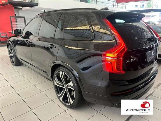 VOLVO-XC90-2024