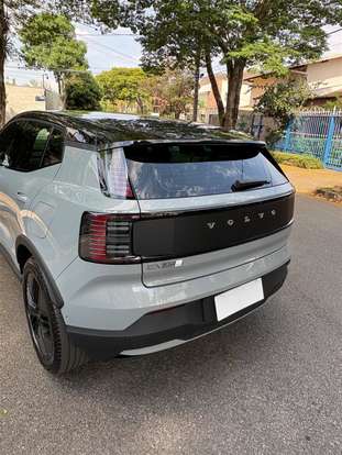 VOLVO-EX30-2026