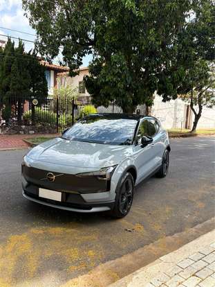 VOLVO-EX30-2026