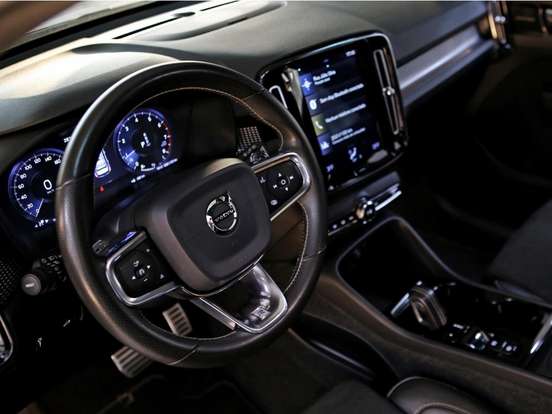 VOLVO-XC40-2.0 T5 GASOLINA EDIÇÃO ESPECIAL AWD GEARTRONIC VOLVO-XC40-2019