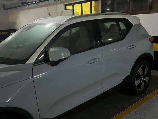 VOLVO-XC40-2.0 T5 GASOLINA MOMENTUM AWD GEARTRONIC VOLVO-XC40-2018