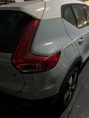 VOLVO-XC40-2018