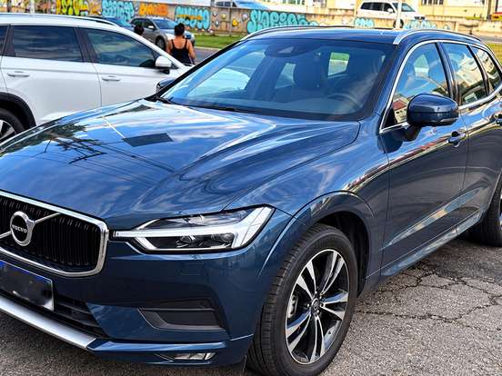 VOLVO-XC60-2.0 D5 DIESEL MOMENTUM AWD GEARTRONIC VOLVO-XC60-2018
