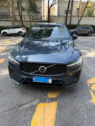 VOLVO XC60 2.0 T8 RECHARGE R-DESIGN AWD GEARTRONIC