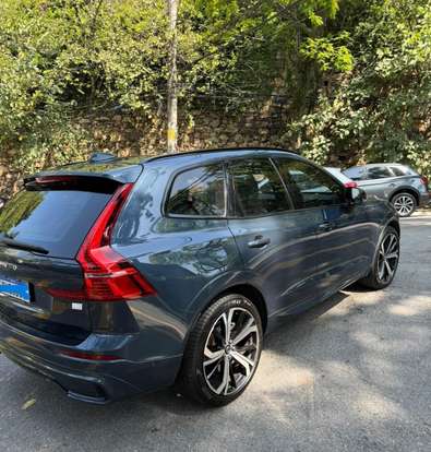 VOLVO-XC60-2021