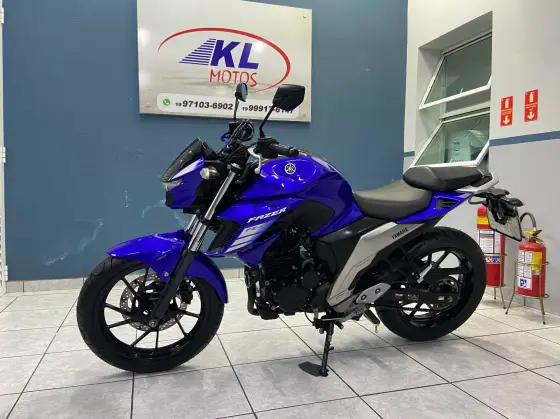 YAMAHA FZ25 FAZER ABS 