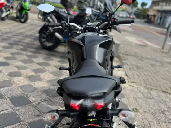 YAMAHA-MT-09 YAMAHA-MT-09-2024
