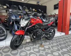 YAMAHA XJ6 N YAMAHA XJ6 N