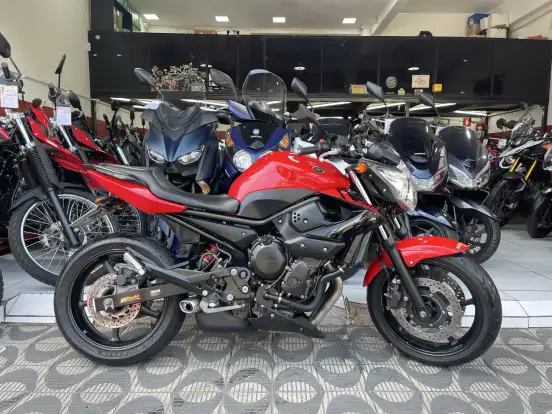 YAMAHA-XJ6 N-2011