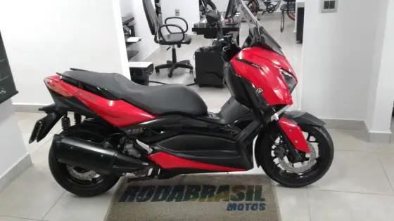 YAMAHA XMAX ABS 