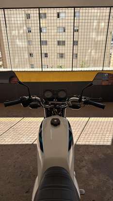 YAMAHA-RD 135-1996