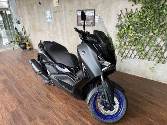 YAMAHA-XMAX 300 CONNECTED ABS YAMAHA-XMAX 300 CONNECTED ABS-2026