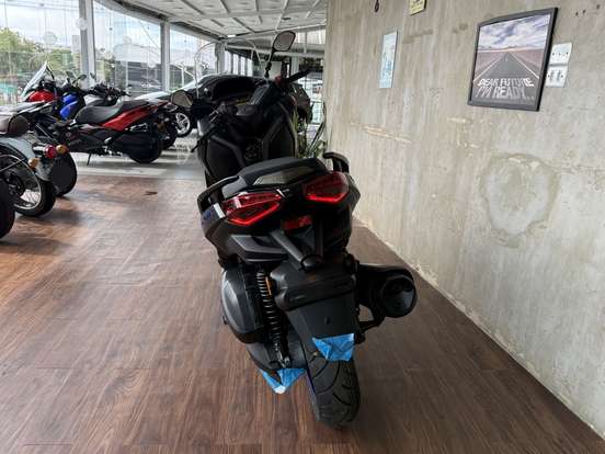 YAMAHA-XMAX 300 CONNECTED ABS YAMAHA-XMAX 300 CONNECTED ABS-2026