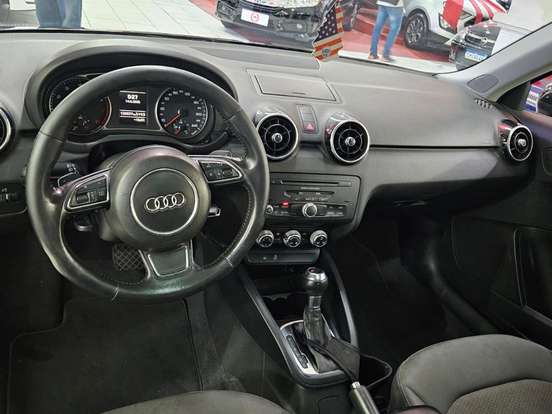 AUDI-A1-1.4 TFSI SPORT 16V 185CV GASOLINA 2P AUTOMÁTICO AUDI-A1-2011