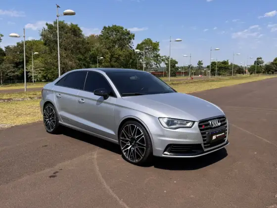 AUDI A3 1.4 TFSI SEDAN ATTRACTION 16V GASOLINA 4P S-TRONIC