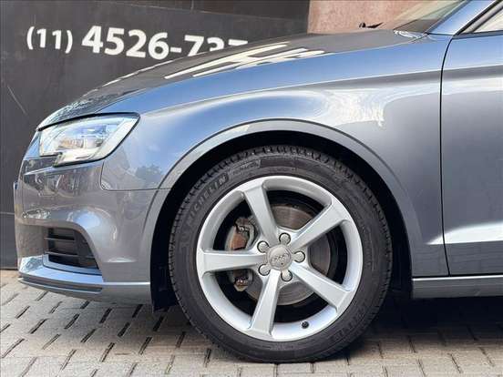AUDI-A3-2018