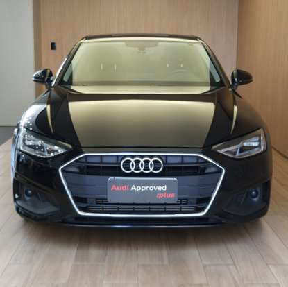 AUDI-A4-2023