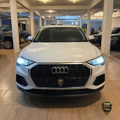 AUDI-Q3-2020