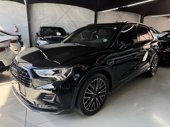 AUDI-Q3-2020