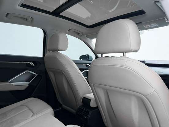 AUDI-Q3-2021