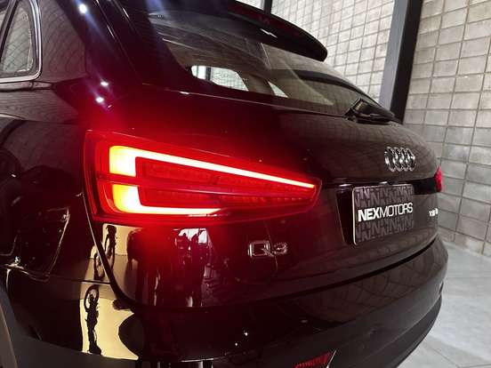 AUDI-Q3-2018