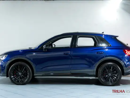 AUDI-Q3-2.0 40 TFSI GASOLINA PERFORMANCE BLACK QUATTRO TIPTRONIC AUDI-Q3-2022