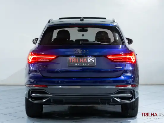 AUDI-Q3-2.0 40 TFSI GASOLINA PERFORMANCE BLACK QUATTRO TIPTRONIC AUDI-Q3-2022