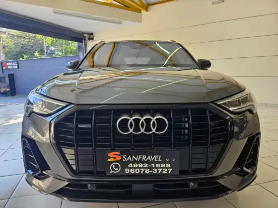 AUDI-Q3-2023