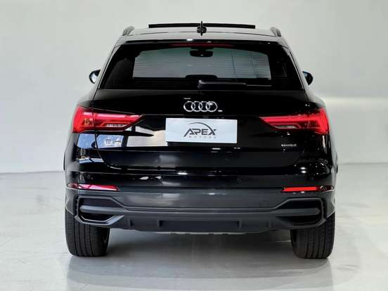 AUDI-Q3-2024