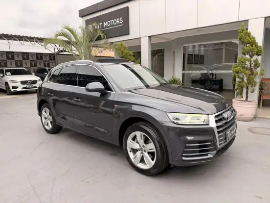 AUDI-Q5-2019