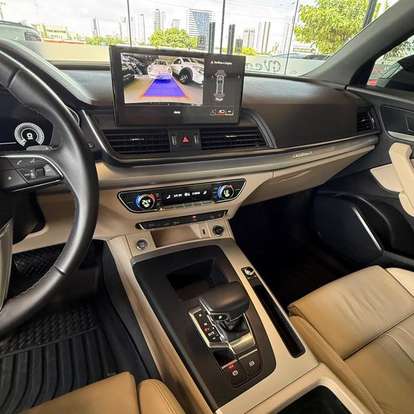 AUDI-Q5-2022