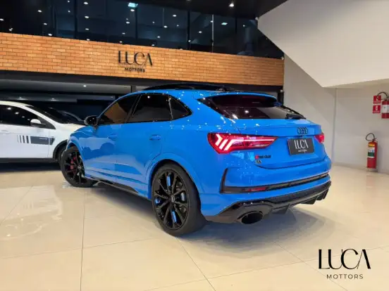 AUDI-RS Q3-2020