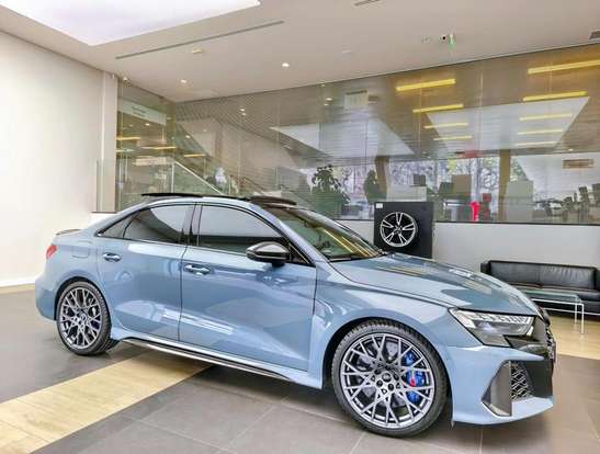 AUDI-RS3-2025