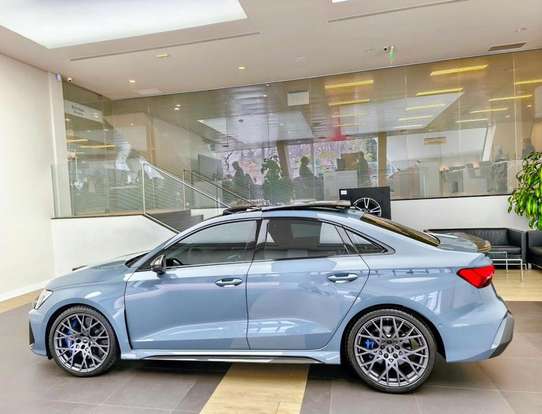 AUDI-RS3-2025