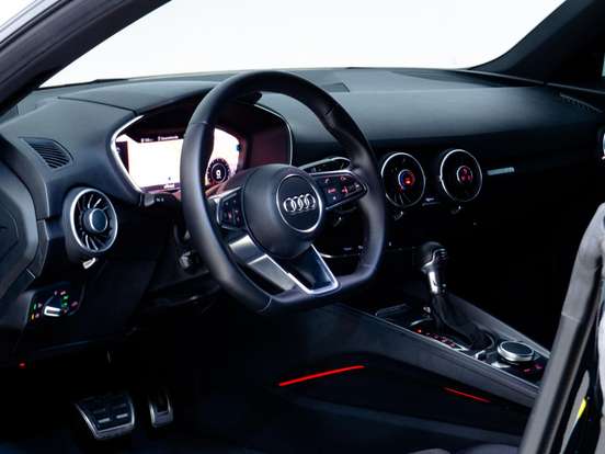AUDI-TT-2.0 TFSI COUPÉ ATTRACTION 2P GASOLINA S-TRONIC AUDI-TT-2015