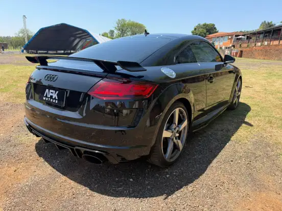 AUDI-TT RS-2.5 TFSI QUATTRO COUPÉ GASOLINA 2P S-TRONIC AUDI-TT RS-2020