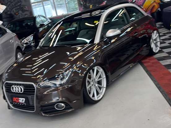 AUDI-A1-1.4 TFSI ATTRACTION 16V 122CV GASOLINA 4P AUTOMÁTICO AUDI-A1-2011