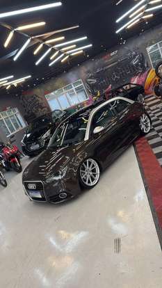 AUDI-A1-2011