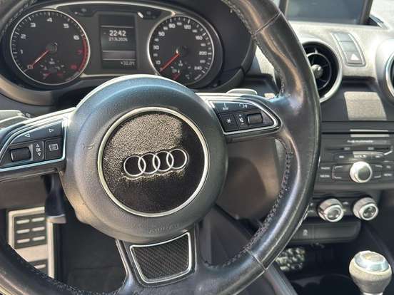 AUDI-A1-1.4 TFSI ATTRACTION 16V 122CV GASOLINA 4P AUTOMÁTICO AUDI-A1-2011