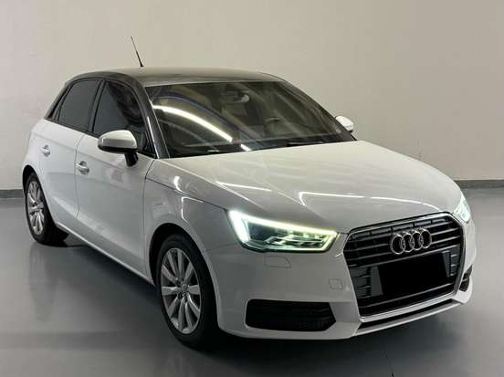 AUDI-A1-2015