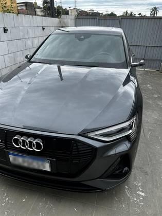 AUDI E-TRON ELÉTRICO SPORTBACK PERFORMANCE BLACK QUATTRO