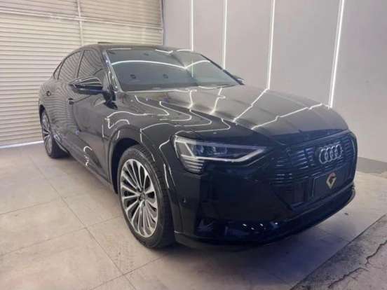 AUDI-E-TRON-ELÉTRICO SPORTBACK PERFORMANCE BLACK QUATTRO AUDI-E-TRON-2022