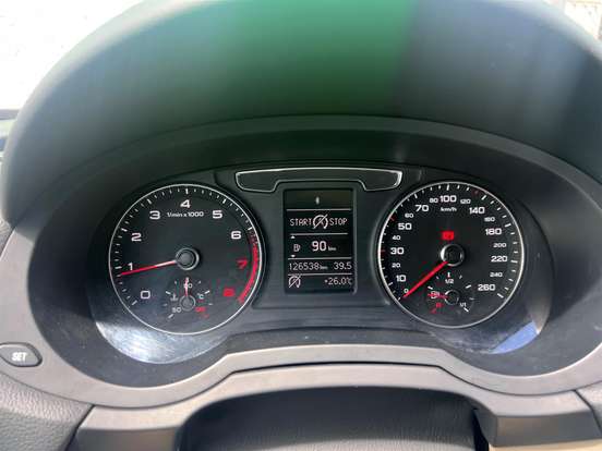 AUDI-Q3-2016