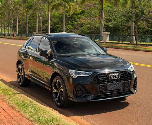 AUDI-Q3-2024
