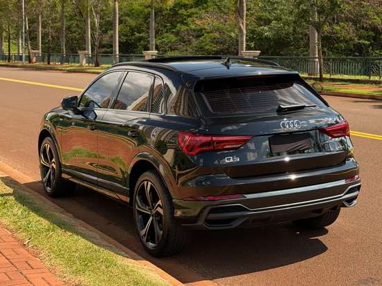 AUDI-Q3-2.0 40 TFSI GASOLINA PERFORMANCE BLACK QUATTRO TIPTRONIC AUDI-Q3-2024