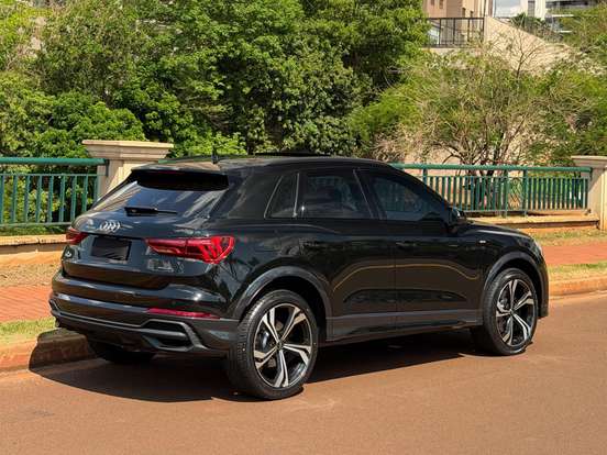 AUDI-Q3-2.0 40 TFSI GASOLINA PERFORMANCE BLACK QUATTRO TIPTRONIC AUDI-Q3-2024
