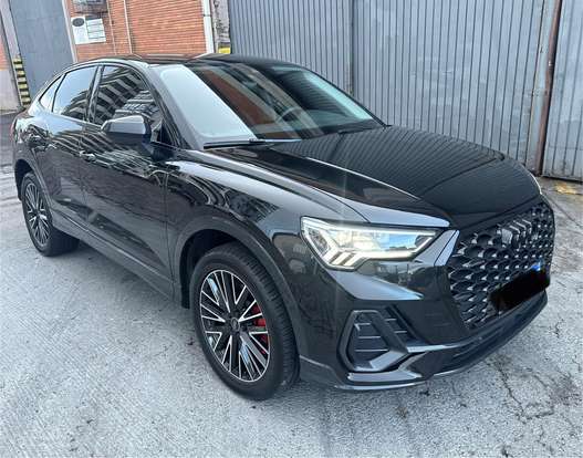 AUDI-Q3-2024