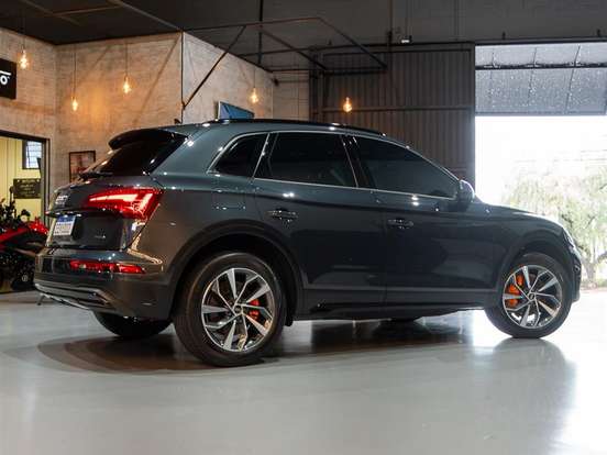AUDI-Q5-2.0 45 TFSI GASOLINA PRESTIGE QUATTRO S TRONIC AUDI-Q5-2021