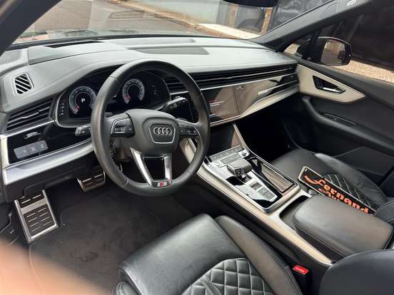 AUDI-Q7-3.0 55 TFSI GASOLINA PERFORMANCE QUATTRO TIPTRONIC AUDI-Q7-2022