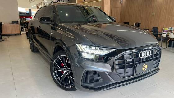 AUDI Q8 3.0 TFSI GASOLINA PERFORMANCE BLACK QUATTRO TIPTRONIC